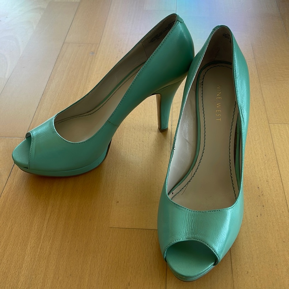 Nine West Women's Turquoise Peep Toe Heels